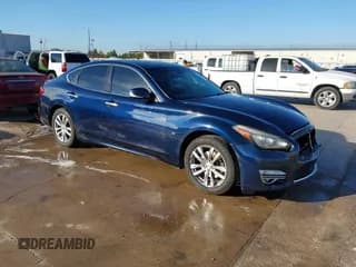 ✅ 2018 Infiniti Q70 Luxe • VIN: JN1BY1ARXJM220943 • Lot: 43624689. Listed on IAAI with 201,510 mi. Free auction sales archive from the USA and detailed vehicle history report at DreamBid. Image 1.