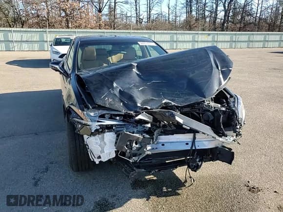 ✅ 2025 Lexus ES 350 Ultra Luxury • VIN: 58AFZ1B12SU199600 • Lot: 94433995. Wystawiony na Copart z przebiegiem 4 554 mil. Bezpłatny archiwum sprzedaży aukcyjnych z USA i szczegółowy raport historii pojazdu na DreamBid. Zdjęcie 14.