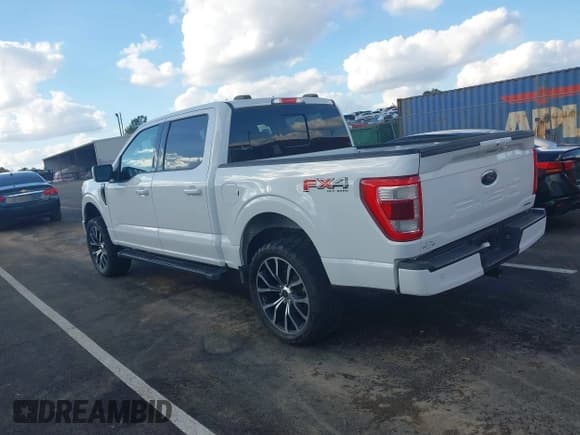 ✅ 2021 Ford F-150 Lariat • VIN: 1FTFW1E84MFC28437 • Lot: 43701783. Listed on IAAI with 140,891 mi. Free auction sales archive from the USA and detailed vehicle history report at DreamBid. Image 3.