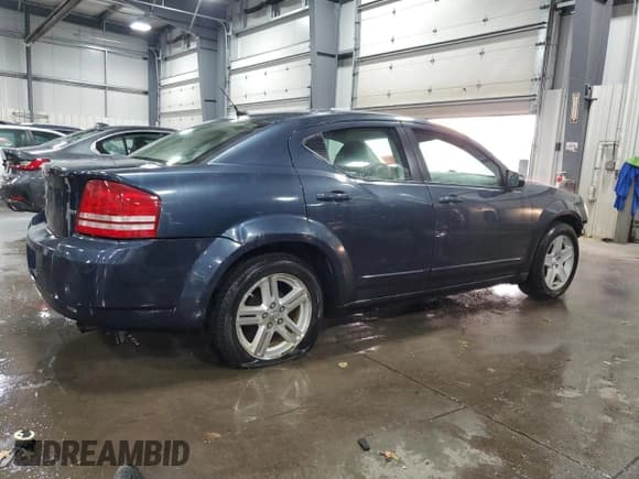 ✅ 2008 Dodge Avenger SXT • VIN: 1B3LC56K28N269272 • Лот: 81075694. Опубликован ранее на Copart с пробегом 172 732 миль. Бесплатный доступ к архиву аукционных продаж из США и подробный отчёт об истории автомобиля на DreamBid. Изображение 3.
