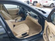 ✅ 2013 BMW 3 Series 328i xDrive • VIN: WBA3B3C58DF534380 • Лот: 43775880. Опубликован ранее на IAAI с пробегом 168 505 миль. Бесплатный доступ к архиву аукционных продаж из США и подробный отчёт об истории автомобиля на DreamBid. Изображение 5.