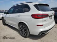 ✅ 2019 BMW X5 xDrive50i • VIN: 5UXJU2C51KLB15320 • Lot: 71434725. Wystawiony na Copart z przebiegiem 96 004 mil. Bezpłatny archiwum sprzedaży aukcyjnych z USA i szczegółowy raport historii pojazdu na DreamBid. Zdjęcie 2.
