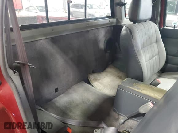 ✅ 1994 Nissan Frontier XE • VIN: 1N6SD16S6RC403596 • Lot: 61856285. Listed on Copart with 152,767 mi. Free auction sales archive from the USA and detailed vehicle history report at DreamBid. Image 10.