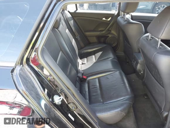 ✅ 2012 Acura TSX Technology • VIN: JH4CW2H64CC000956 • Lot: 42232413. Listed on IAAI with 146,238 mi. Free auction sales archive from the USA and detailed vehicle history report at DreamBid. Image 8.