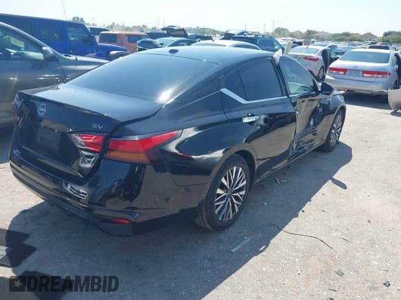 ✅ 2023 Nissan Altima SV • VIN: 1N4BL4DV2PN319349 • Лот: 43185135. Опубликован ранее на IAAI с пробегом 53 732 миль. Бесплатный доступ к архиву аукционных продаж из США и подробный отчёт об истории автомобиля на DreamBid. Изображение 4.