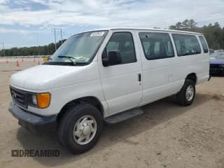 ✅ 2004 Ford Econoline Passenger XL • VIN: 1FBSS31L04HB37562 • Lot: 60328625. Wystawiony na Copart z przebiegiem 130 252 mil. Bezpłatny archiwum sprzedaży aukcyjnych z USA i szczegółowy raport historii pojazdu na DreamBid. Zdjęcie 1.