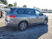 ✅ 2015 Nissan Pathfinder S • VIN: 5N1AR2MN6FC612265 • Lot: 89724255. Listed on Copart with 193,188 mi. Free auction sales archive from the USA and detailed vehicle history report at DreamBid. Image 3.