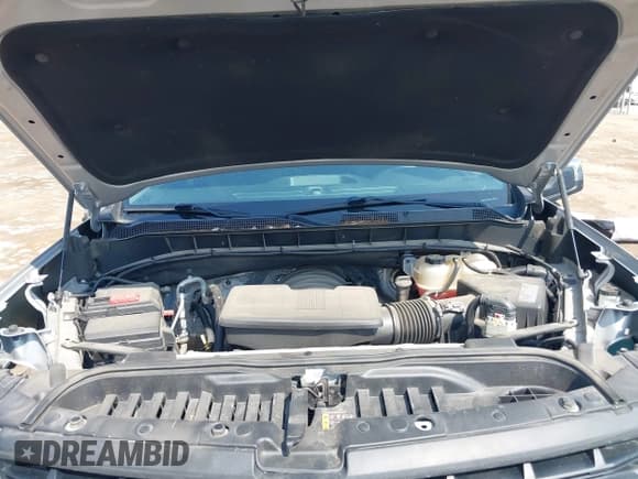 ✅ 2019 Chevrolet Silverado 1500 LT • VIN: 1GCUYDED2KZ108132 • Lot: 43271293. Wystawiony na IAAI z przebiegiem 90 381 mil. Bezpłatny archiwum sprzedaży aukcyjnych z USA i szczegółowy raport historii pojazdu na DreamBid. Zdjęcie 10.