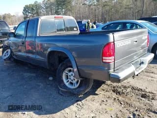 ✅ 2002 Dodge Dakota • VIN: 1B7GG12X72S664670 • Lot: 41334622. Wystawiony na IAAI z przebiegiem Nie podano. Bezpłatny archiwum sprzedaży aukcyjnych z USA i szczegółowy raport historii pojazdu na DreamBid. Zdjęcie 3.