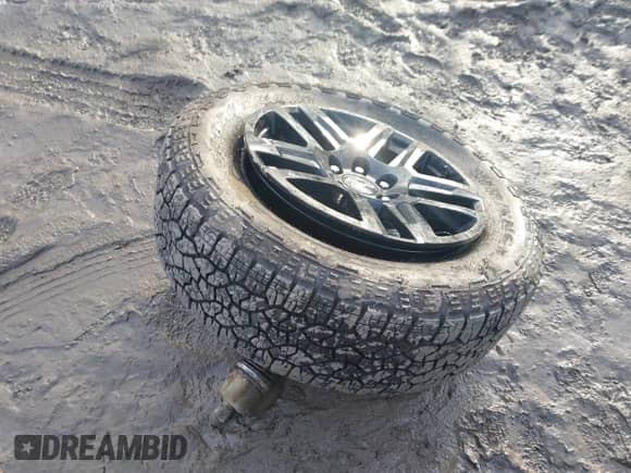 2024 Chevrolet Silverado 1500 High Country с VIN 1GCUDJED1RZ354691, выставлен на аукционе IAAI как лот 41130338 с пробегом 8 180 миль миль и . История ставок и продаж доступна на DreamBid. Изображение 12.