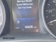 ✅ 2018 Toyota C-HR XLE • VIN: NMTKHMBX7JR030869 • Лот: 43091110. Опубликован ранее на IAAI с пробегом 66 608 миль. Бесплатный доступ к архиву аукционных продаж из США и подробный отчёт об истории автомобиля на DreamBid. Изображение 15.