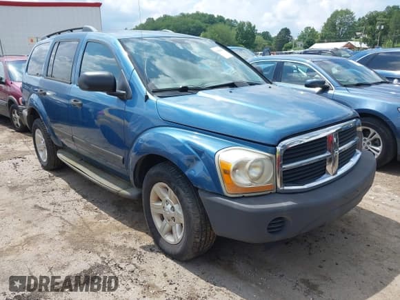 ✅ 2005 Dodge Durango SXT • VIN: 1D4HB38N95F575185 • Лот: 42680439. Опубликован ранее на IAAI с пробегом 201 781 миль. Бесплатный доступ к архиву аукционных продаж из США и подробный отчёт об истории автомобиля на DreamBid. Изображение 1.