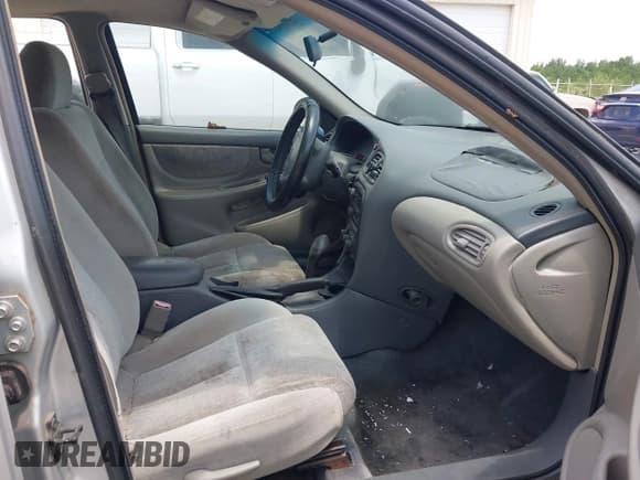 ✅ 2004 Oldsmobile Alero GL1 • VIN: 1G3NL52F84C132567 • Lot: 42811427. Wystawiony na IAAI z przebiegiem 159 781 mil. Bezpłatny archiwum sprzedaży aukcyjnych z USA i szczegółowy raport historii pojazdu na DreamBid. Zdjęcie 5.