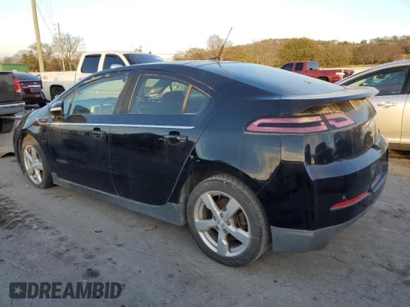 ✅ 2013 Chevrolet Volt • VIN: 1G1RA6E46DU134201 • Lot: 80133774. Wystawiony na Copart z przebiegiem 73 378 mil. Bezpłatny archiwum sprzedaży aukcyjnych z USA i szczegółowy raport historii pojazdu na DreamBid. Zdjęcie 2.