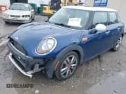 ✅ 2017 MINI Hardtop 4 Door Cooper • VIN: WMWXU1C54H2E17900 • Lot: 42917336. Listed on IAAI with 84,683 mi. Free auction sales archive from the USA and detailed vehicle history report at DreamBid. Image 17.