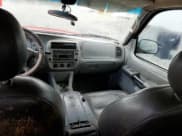 ✅ 2003 Ford Explorer Sport Trac XLS • VIN: 1FMDU67E13UC58546 • Lot: 84607495. Wystawiony na Copart z przebiegiem Nie podano. Bezpłatny archiwum sprzedaży aukcyjnych z USA i szczegółowy raport historii pojazdu na DreamBid. Zdjęcie 8.