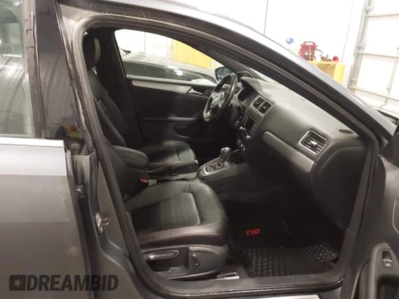 ✅ 2013 Volkswagen Jetta Autobahn • VIN: 3VW467AJ4DM234268 • Lot: 42006264. Listed on IAAI with 144,610 mi. Free auction sales archive from the USA and detailed vehicle history report at DreamBid. Image 5.