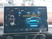 ✅ 2024 VinFast VF 8 Plus • VIN: RLLV1AFA5RH007880 • Лот: 41556726. Опубликован ранее на IAAI с пробегом 2 629 миль. Бесплатный доступ к архиву аукционных продаж из США и подробный отчёт об истории автомобиля на DreamBid. Изображение 19.