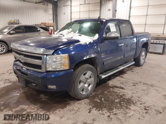 ✅ 2010 Chevrolet Silverado 1500 LTZ • VIN: 3GCRKTE37AG223977 • Lot: 43657845. Wystawiony na IAAI z przebiegiem 196 697 mil. Bezpłatny archiwum sprzedaży aukcyjnych z USA i szczegółowy raport historii pojazdu na DreamBid. Zdjęcie 2.