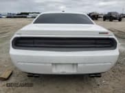 ✅ 2014 Dodge Challenger SRT-8 • VIN: 2C3CDYCJ1EH258264 • Lot: 75100064. Wystawiony na Copart z przebiegiem 105 432 mil. Bezpłatny archiwum sprzedaży aukcyjnych z USA i szczegółowy raport historii pojazdu na DreamBid. Zdjęcie 6.