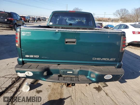 ✅ 1998 Chevrolet S-10 LS • VIN: 1GCCS19X8WK100261 • Лот: 46303425. Опубликован ранее на Copart с пробегом Не указан. Бесплатный доступ к архиву аукционных продаж из США и подробный отчёт об истории автомобиля на DreamBid. Изображение 6.