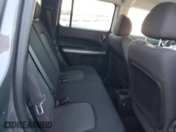 ✅ 2008 Chevrolet HHR LT • VIN: 3GNCA23P58S712479 • Лот: 81077644. Размещён на Copart с пробегом 250 500 миль миль. Получите бесплатный доступ к архиву аукционных продаж из США и посмотрите подробный отчёт об истории автомобиля на DreamBid. Изображение 11.