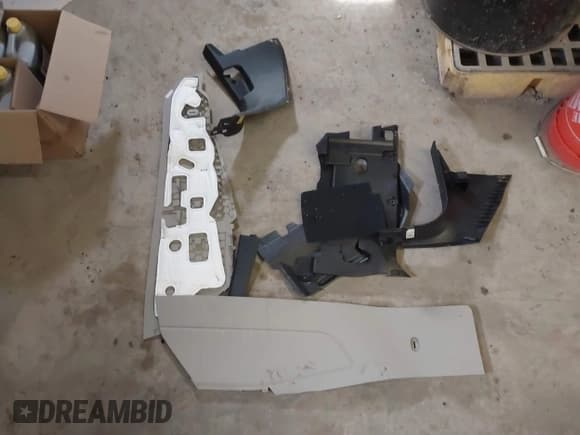 ✅ 2019 Volkswagen Atlas SE • VIN: 1V2UR2CA2KC545740 • Lot: 41968203. Listed on IAAI with 78,080 mi. Free auction sales archive from the USA and detailed vehicle history report at DreamBid. Image 12.