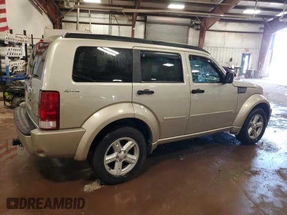 ✅ 2010 Dodge Nitro SXT • VIN: 1D4PU5GK3AW151200 • Lot: 57994285. Listed on Copart with 123,715 mi. Free auction sales archive from the USA and detailed vehicle history report at DreamBid. Image 3.