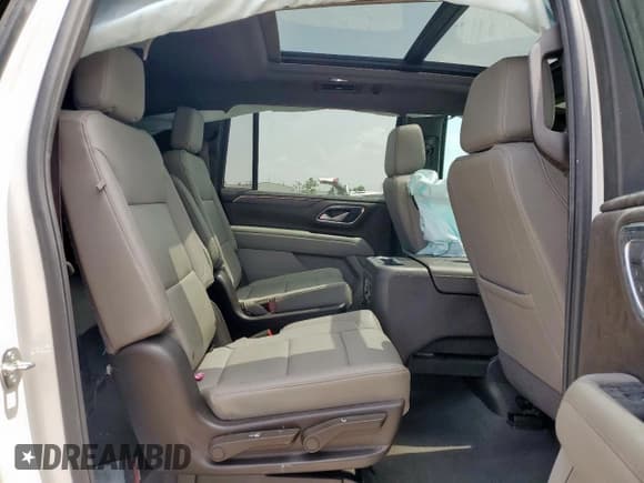 ✅ 2023 Chevrolet Suburban Z71 • VIN: 1GNSKDKD5PR442859 • Lot: 62686035. Listed on Copart with 42,313 mi. Free auction sales archive from the USA and detailed vehicle history report at DreamBid. Image 11.