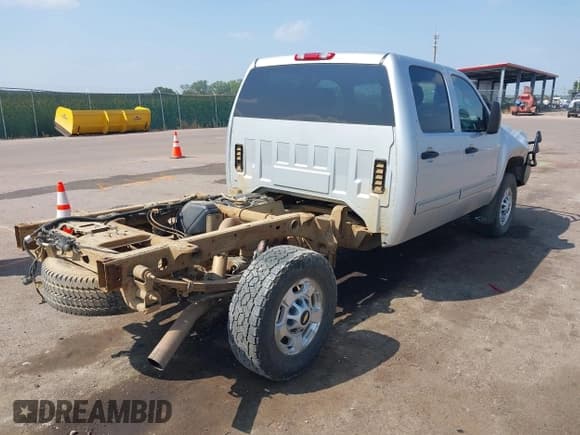 ✅ 2011 Chevrolet Silverado 2500HD LT • VIN: 1GC1KXCG1BF108806 • Лот: 42883737. Опубликован ранее на IAAI с пробегом 188 963 миль. Бесплатный доступ к архиву аукционных продаж из США и подробный отчёт об истории автомобиля на DreamBid. Изображение 4.