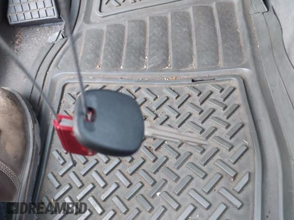 ✅ 2006 Toyota Corolla CE • VIN: 1NXBR32E26Z703721 • Lot: 43447556. Listed on IAAI with 299,999 mi. Free auction sales archive from the USA and detailed vehicle history report at DreamBid. Image 11.