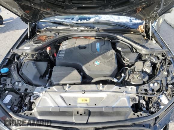 ✅ 2024 BMW 3 Series 330e xDrive • VIN: 3MW39FS06R8E11938 • Lot: 86179844. Listed on Copart with 23,313 mi. Free auction sales archive from the USA and detailed vehicle history report at DreamBid. Image 11.