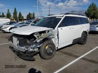 ✅ 2025 Hyundai Santa Fe SEL • VIN: 5NMP2DGL5SH111131 • Лот: 82135375. Опубликован ранее на Copart с пробегом 3 791 миль. Бесплатный доступ к архиву аукционных продаж из США и подробный отчёт об истории автомобиля на DreamBid. Изображение 1.