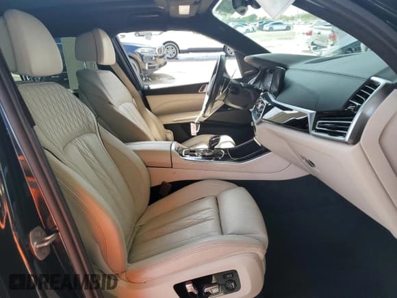 ✅ 2022 BMW X5 M50i • VIN: 5UXJU4C04N9L04106 • Лот: 80726375. Опубликован ранее на Copart с пробегом 37 476 миль. Бесплатный доступ к архиву аукционных продаж из США и подробный отчёт об истории автомобиля на DreamBid. Изображение 7.