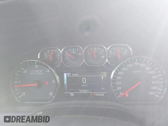 ✅ 2014 Chevrolet Silverado 1500 LT • VIN: 3GCUKREC5EG520698 • Lot: 41802165. Wystawiony na IAAI z przebiegiem 191 697 mil. Bezpłatny archiwum sprzedaży aukcyjnych z USA i szczegółowy raport historii pojazdu na DreamBid. Zdjęcie 7.