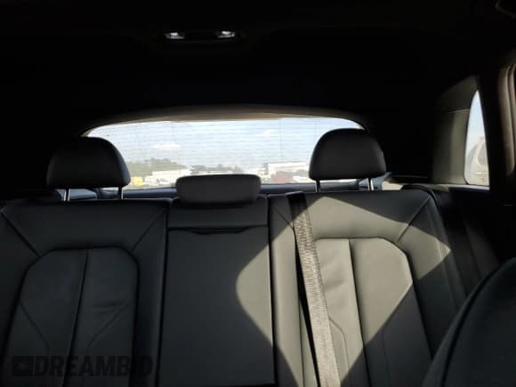 ✅ 2023 Audi Q3 S line Premium • VIN: WA1DECF33P1106205 • Lot: 90090365. Listed on Copart with 33,430 mi. Free auction sales archive from the USA and detailed vehicle history report at DreamBid. Image 10.