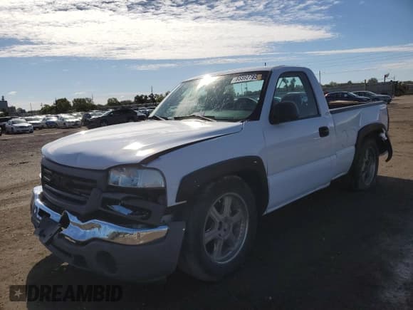 ✅ 2006 GMC Sierra 1500 Work Truck • VIN: 1GTEC14X36Z233997 • Lot: 85592785. Listed on Copart with 140,007 mi. Free auction sales archive from the USA and detailed vehicle history report at DreamBid. Image 1.