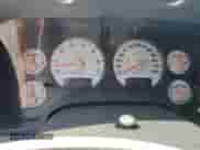 2005 Dodge 1500 SLT z VIN 1D7HA16D25J605824, wystawiony jako Copart lot #57565545 z przebiegiem 259 398 mil mil oraz Szkoda całkowita • Salvage title. Historia ofert i sprzedaży dostępna na DreamBid. Obrazek 9.