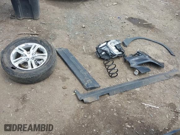 ✅ 2022 GMC Terrain SLE • VIN: 3GKALMEV6NL287270 • Lot: 42277303. Listed on IAAI with Not provided. Free auction sales archive from the USA and detailed vehicle history report at DreamBid. Image 11.