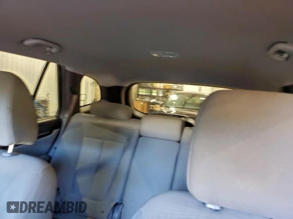 ✅ 2010 Hyundai Santa Fe GLS • VIN: 5NMSG3AB0AH348596 • Лот: 95927995. Опубликован ранее на Copart с пробегом 253 172 миль. Бесплатный доступ к архиву аукционных продаж из США и подробный отчёт об истории автомобиля на DreamBid. Изображение 10.