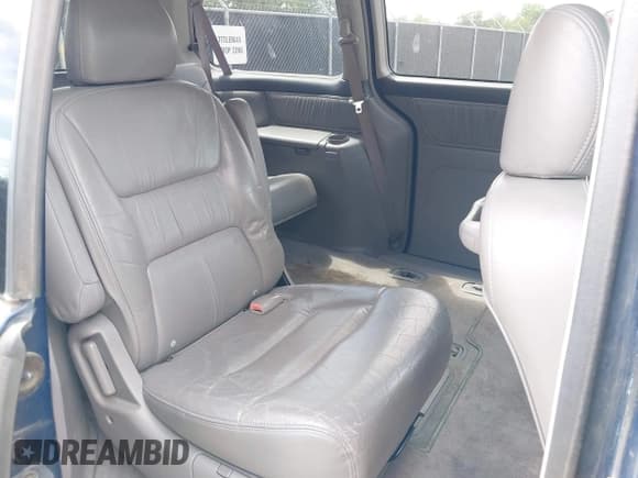 ✅ 2003 Honda Odyssey EX-L • VIN: 5FNRL18973B068342 • Lot: 42939948. Wystawiony na IAAI z przebiegiem 256 256 mil. Bezpłatny archiwum sprzedaży aukcyjnych z USA i szczegółowy raport historii pojazdu na DreamBid. Zdjęcie 8.