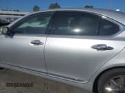 ✅ 2007 Lexus LS 460 • VIN: JTHBL46F275029708 • Lot: 43433130. Listed on IAAI with 82,251 mi. Free auction sales archive from the USA and detailed vehicle history report at DreamBid. Image 14.