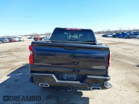 ✅ 2022 Chevrolet Silverado 1500 • VIN: 1GCUDJET3NZ633089 • Лот: 41419358. Опубликован ранее на IAAI с пробегом 43 152 миль. Бесплатный доступ к архиву аукционных продаж из США и подробный отчёт об истории автомобиля на DreamBid. Изображение 16.