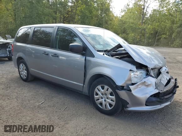 ✅ 2019 Dodge Grand Caravan SE Plus • VIN: 2C4RDGBG8KR745702 • Lot: 80175955. Wystawiony na Copart z przebiegiem 215 819 mil. Bezpłatny archiwum sprzedaży aukcyjnych z USA i szczegółowy raport historii pojazdu na DreamBid. Zdjęcie 4.