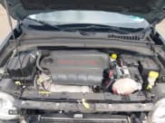 ✅ 2017 Jeep Renegade Limited • VIN: ZACCJBDB9HPF39661 • Lot: 43004382. Wystawiony na IAAI z przebiegiem 91 571 mil. Bezpłatny archiwum sprzedaży aukcyjnych z USA i szczegółowy raport historii pojazdu na DreamBid. Zdjęcie 10.