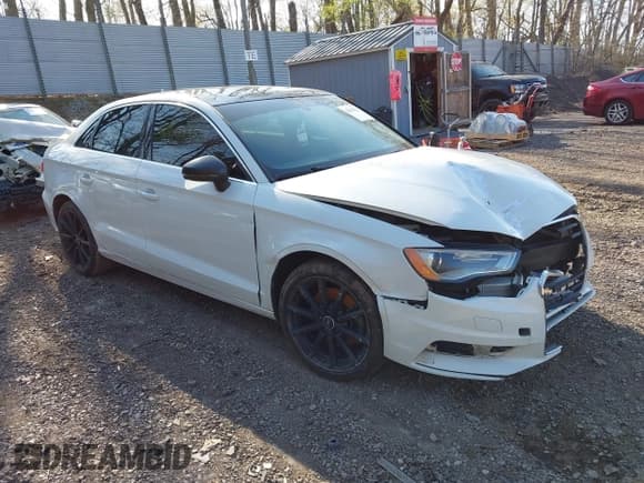 ✅ 2015 Audi A3 Premium Plus • VIN: WAUEFGFF9F1032244 • Lot: 42099626. Listed on IAAI with 105,295 mi. Free auction sales archive from the USA and detailed vehicle history report at DreamBid. Image 1.