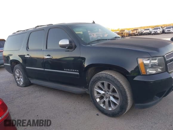 ✅ 2011 Chevrolet Suburban LTZ • VIN: 1GNSCKE04BR167942 • Lot: 43680485. Listed on IAAI with 153,886 mi. Free auction sales archive from the USA and detailed vehicle history report at DreamBid. Image 13.