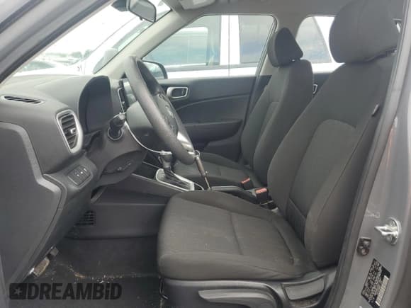 ✅ 2022 Hyundai Venue SE • VIN: KMHRB8A38NU176847 • Lot: 62816035. Wystawiony na Copart z przebiegiem 50 975 mil. Bezpłatny archiwum sprzedaży aukcyjnych z USA i szczegółowy raport historii pojazdu na DreamBid. Zdjęcie 7.