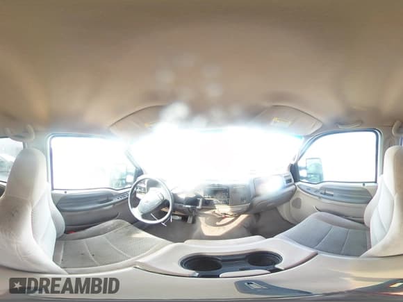 ✅ 2002 Ford F-250 XL • VIN: 1FTNW20F82EA21737 • Лот: 93669585. Опубликован ранее на Copart с пробегом 241 098 миль. Бесплатный доступ к архиву аукционных продаж из США и подробный отчёт об истории автомобиля на DreamBid. Изображение 14.