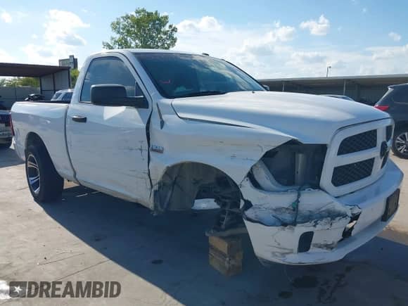 2013 Ram 1500 Express z VIN 3C6JR6ATXDG508202, wystawiony jako IAAI lot #43296958 z przebiegiem 145 380 mil mil oraz . Historia ofert i sprzedaży dostępna na DreamBid. Obrazek 6.